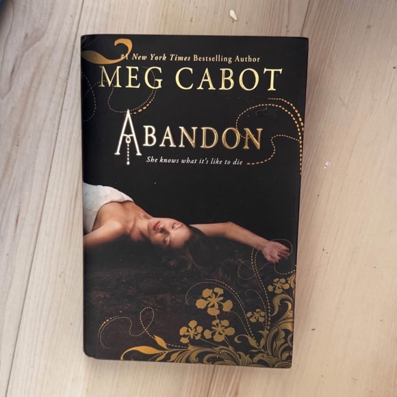 BOOKS - Picture 10 of 16